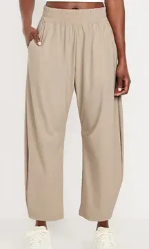 Old Navy Sleektech Savanna Beige Barrel Leg Pants