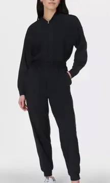 Women's Sweaty Betty Black Long Sleeve Jumpsuit L nwt