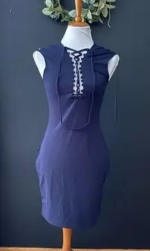 Vera and Lucy hook lace up dress Sz M