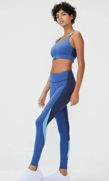 Outdoor Voices NWT  Zoom 7/8 Legging Blue Color block XS