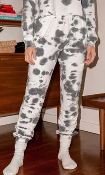 choose happy black tie dye sweats