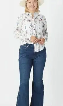 Wranger Retro Jean High Rise Flare Jeans in Jana