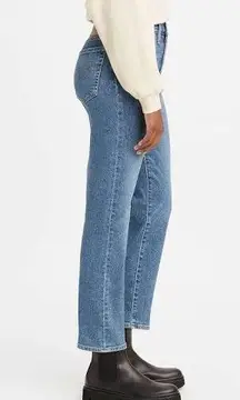 High Wasted Wedgie Straight Jeans