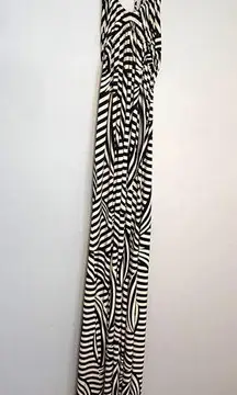 Veronica M Maxi Dress Halter Comfy Machine Washable Size S excellent condition