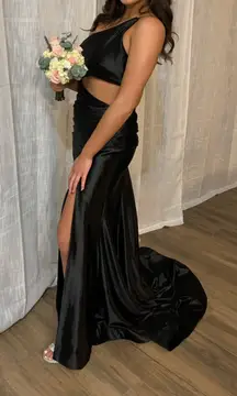 Black Oneshoulder Prom Dress