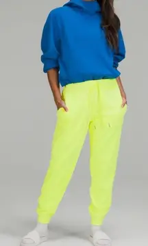 Lululemon Scuba HR Jogger Neon Wash Womens size 4