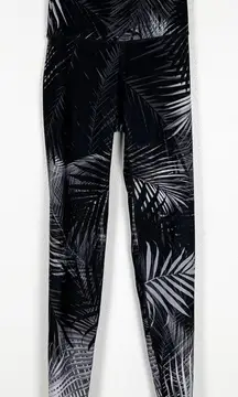 Wear It To Heart Peleton‎ Leaf Print Leggings Gray Sz XS