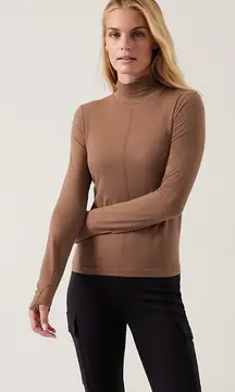 Athleta GAP Ascent Seamless Turtleneck Mock Soft Merino Wool S Rustic Beige Tan