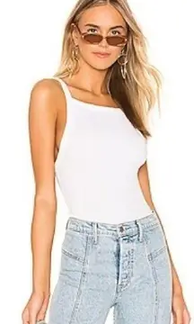 Free People  set up tank in white