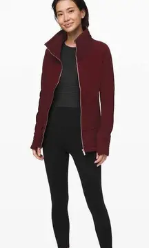 Lululemon  Radiant Jacket II in Garnet sz 4