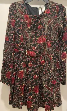 Red & Black Boho Floral & Paisley Printed Long-Sleeve Dress - Large