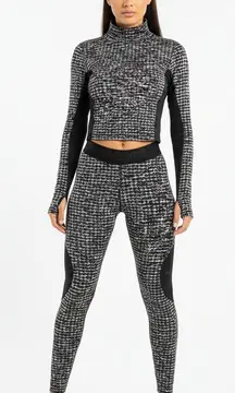 Nike Gray & Black Print Pants & Long Sleeve Funnel Top Athleisure Sport Set XS