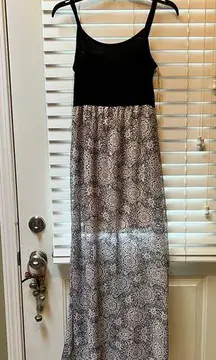 Rue 21  Maxi Dress