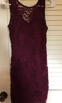 Maroon Lace Bodycon Dress