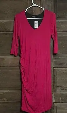 A Pea in the Pod Maternity Pink Dress. Size M NWTS