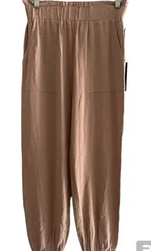 NWT Doe & Rae paper bag waist pants with pockets S 100% cotton