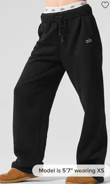 ALO Yoga NWT Accolade Straight Leg Sweatpants Black Size L Oversized