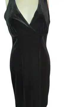 Vintage late 90s / Y2K era Connected brand black velvet halter dress size 8 (flat lay measurements included)