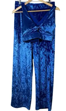 NWOT Fabletics Women’s Crushed Velour Matching Set in Celeste Blue Size M