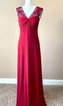 LAUNDRY BY SHELLI SEGAL | Red Full Length Embroidered Mesh Formal Gown Sz S