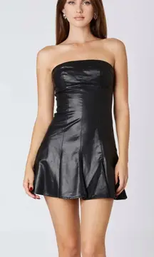 Black faux leather Strapless mini dress Pleated Hem