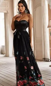 SheIn  Black Satin Embroidered Strapless Dress