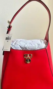 🆕 Lauren Ralph Lauren RED
Leather Large Tanner Shoulder Bag
MSRP:
$395.00