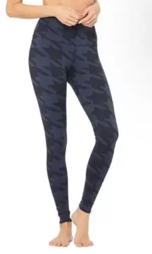 Navy Blue High Waisted Airbrush Legging