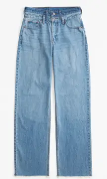 Abercrombie and Fitch 90s Relaxed Jean