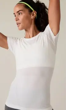 Athleta Mometum Tee T-shirt White Workout Top