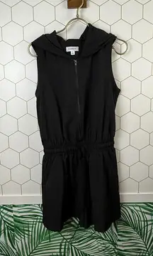 Evereve Sleeveless Hooded Romper with Front Zipper - Size - Small