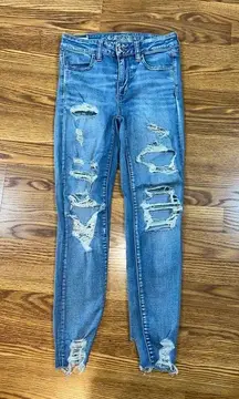 Super Cute American Eagle High Rise Ripped Jeggings!