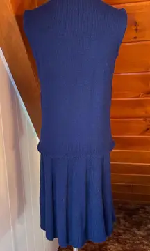Vintage 60s Navy Blue Handmade Knit Sleeveless Top & Skirt Set sz S