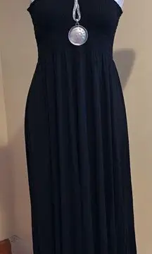 Black Summer halter Dress Elastic Top. Tie in back