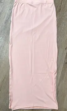 NWOT light pink ribbed maxi skirt with slip in the side