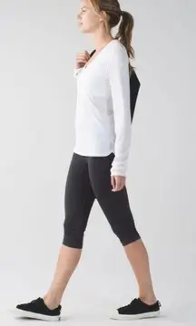 Lululemon  In the Flow Crop II Seamless Capri Heathered Deep Coal Women’s Size. 4