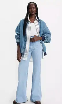 NWT Levi's Women's Ribcage Bell Bottom Jeans 31X32