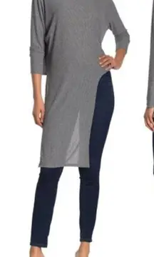 ASTR The Label Sweater Woman's‎ Large Top Gray Side Tie Long Sleeve Lightweight