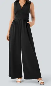 New Halara Black V Neck Sleeveless Pockets Easy-Peezy Jumpsuit Size Medium