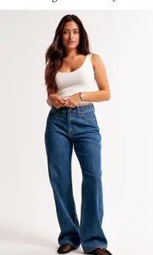 Abercrombie Curve Love High-Rise Jeans