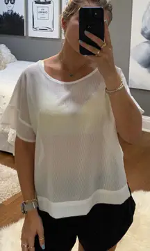 White Tshirt 