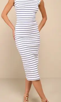 NWOT Lulus Size Medium Chic Existence Ivory Blue Striped Backless Midi Dress