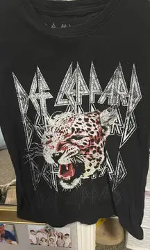 Def Leppard Tee Graphic