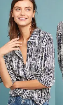 HOLDING HORSES Black and White Striped Women's Top