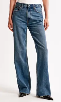Abercrombie & Fitch The Loose High Rise Jeans Raw Hem Relaxed Baggy Size 27/4