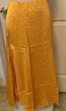 NWT Med  Gold Skirt