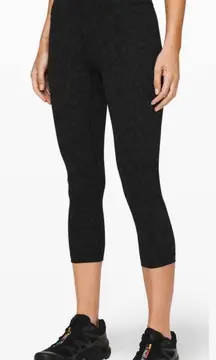 Lululemon Wunder Under Crop (High-Rise)‎  21" Formation Camo Deep Coal Multi