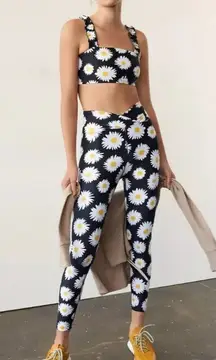 Year‎ of Ours Daisy Floral Print Ruffle Strap Sports Bra Black Size XS