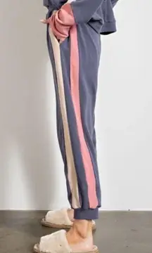 Easel Los Angeles Fleece Jogger Pants