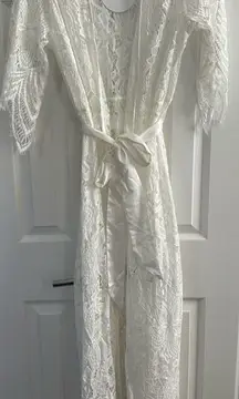 NWT Le Rose bridal bride full length Maxi white lace robe size S/M